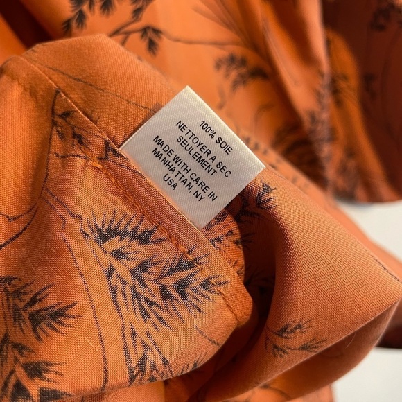 WHiT NYC Forrest Print Blouse Button Up Size P Silk Mustard - Picture 6 of 6